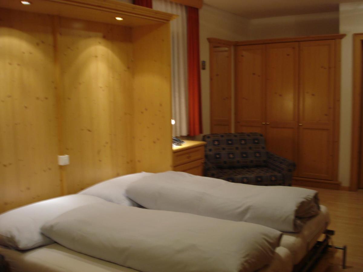 Chasa Valetta Apartment Samnaun Room photo